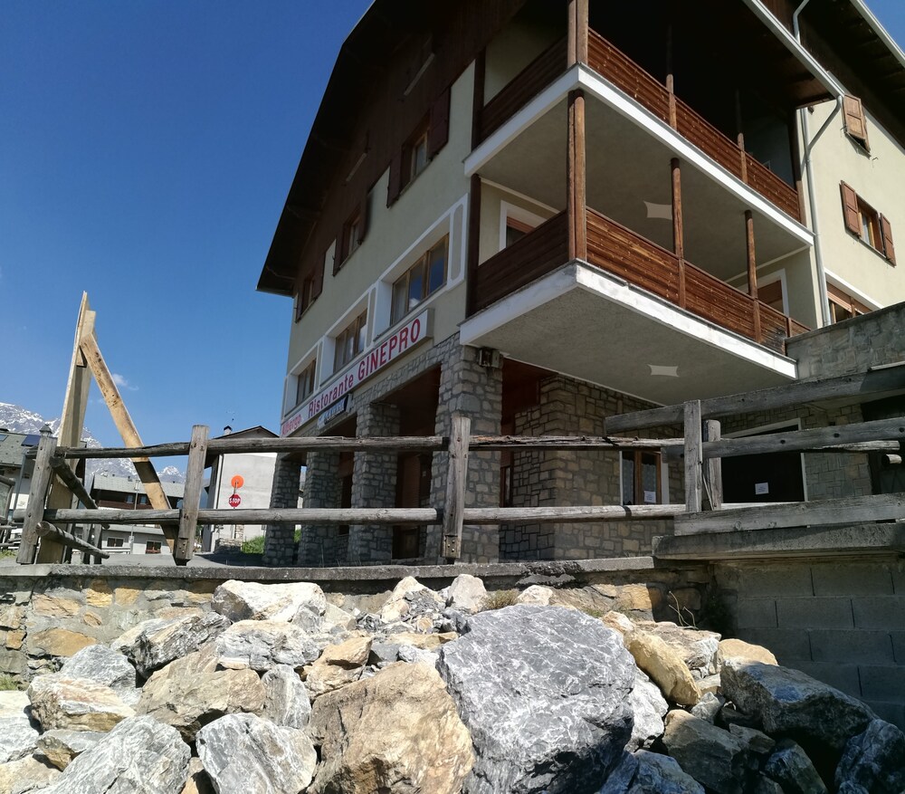 hotel Ginepro — hotel in Valdisotto