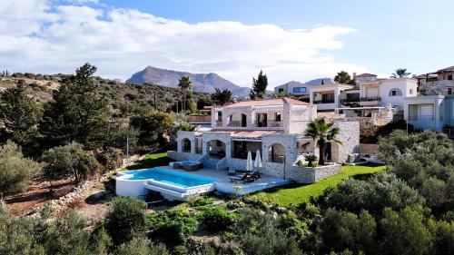 Villa Lumidana — 4-Star Luxury Hotel in Chania, Greece