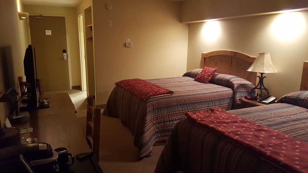 Northern Greens Resort — Nipawin — photo 5