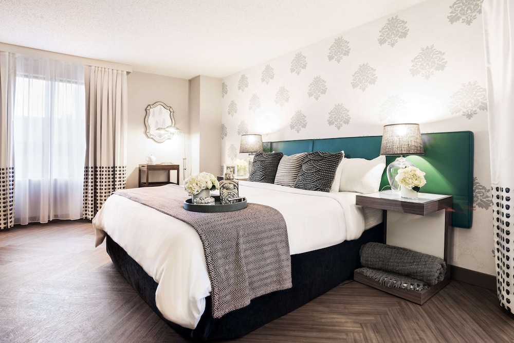 the Curtis Denver a DoubleTree by Hilton Hotel - photo 33
