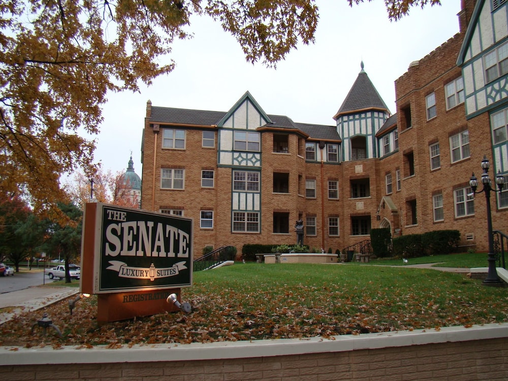 Senate Luxury Suites — Topeka