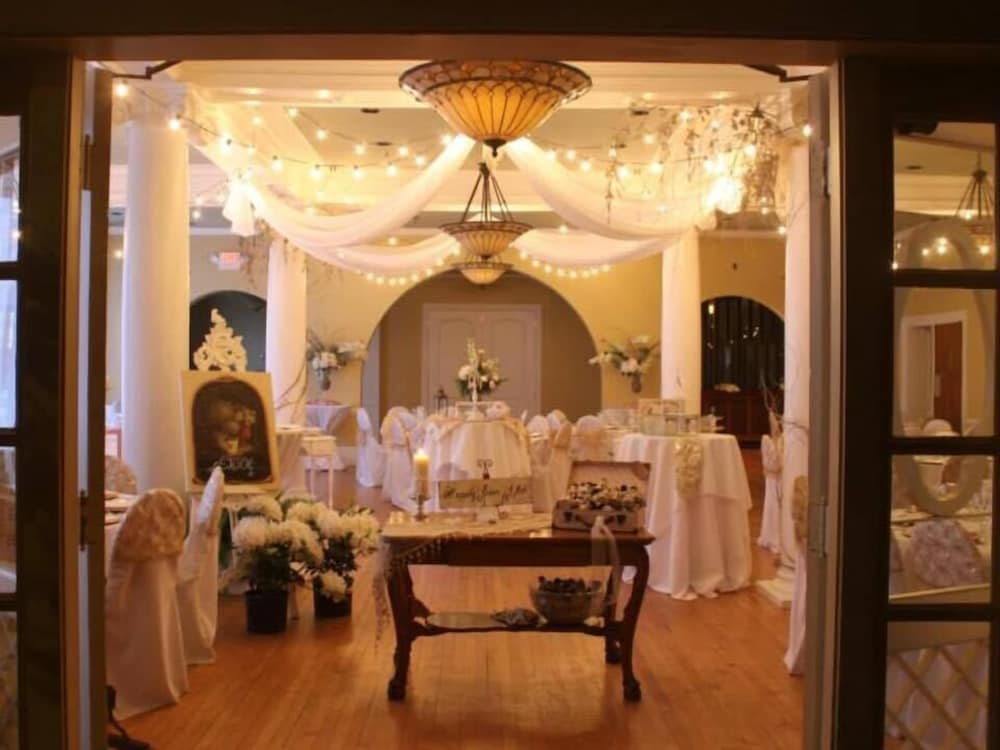 Stearns Hotel - photo 19