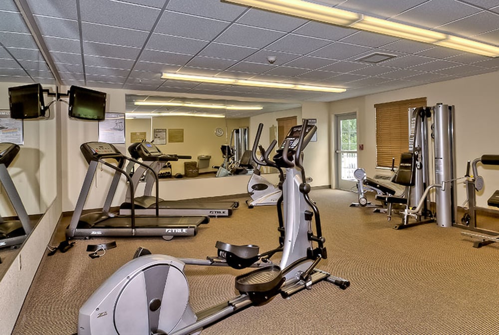Candlewood Suites Burlington South by IHG - photo 16
