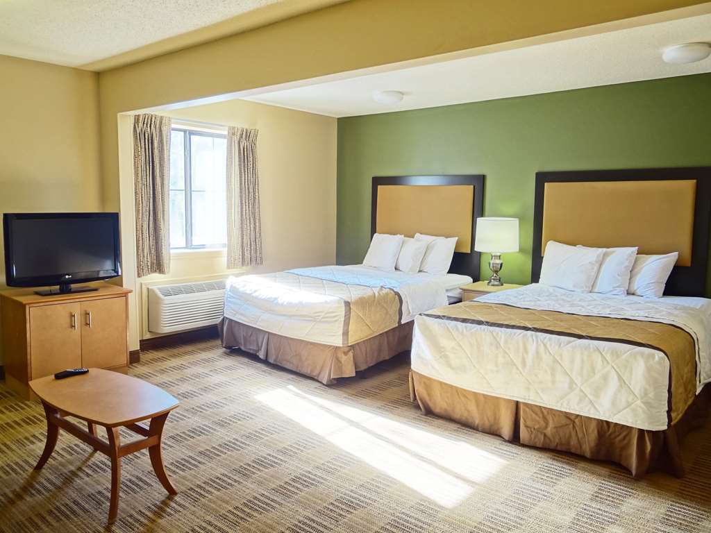 Candlewood Suites Jacksonville Southpoint - photo 18