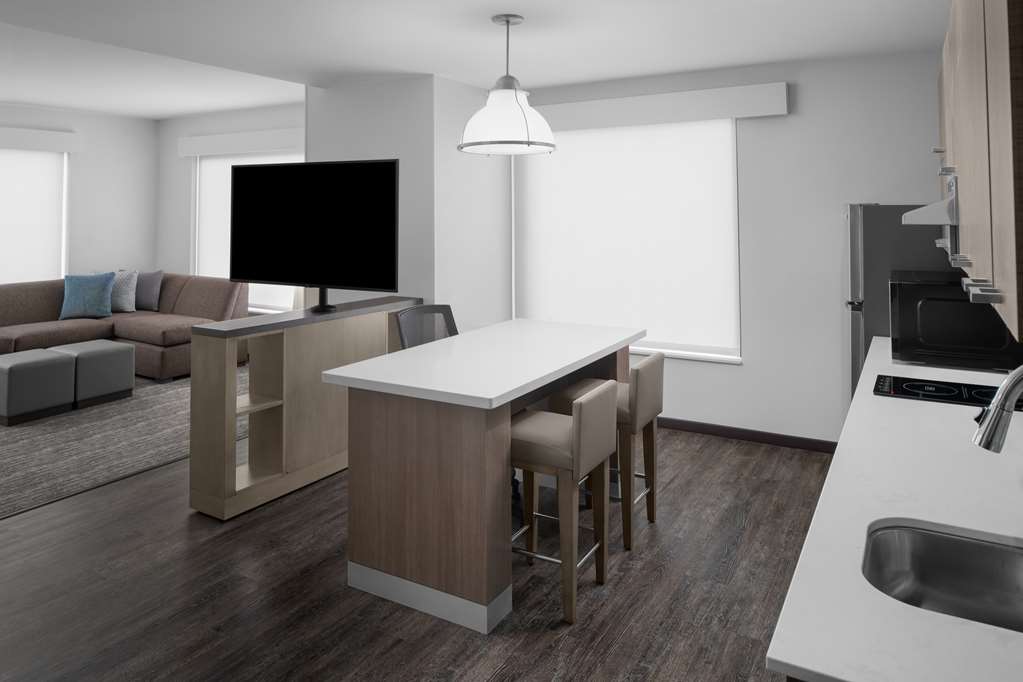 Hyatt House Lansing University Area - photo 16