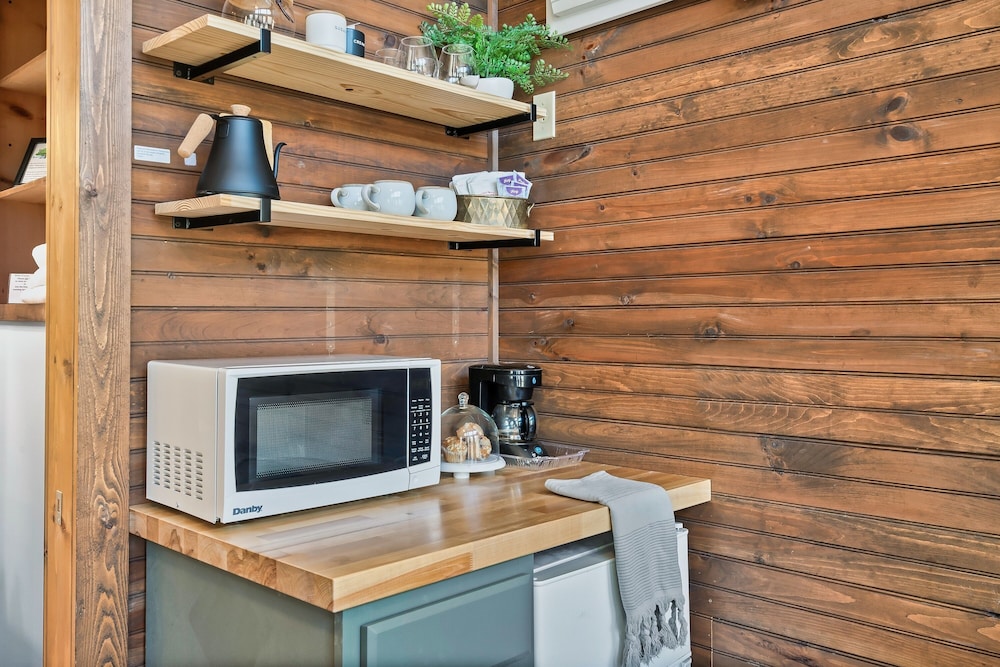 Rivers Edge Treehouses - photo 22