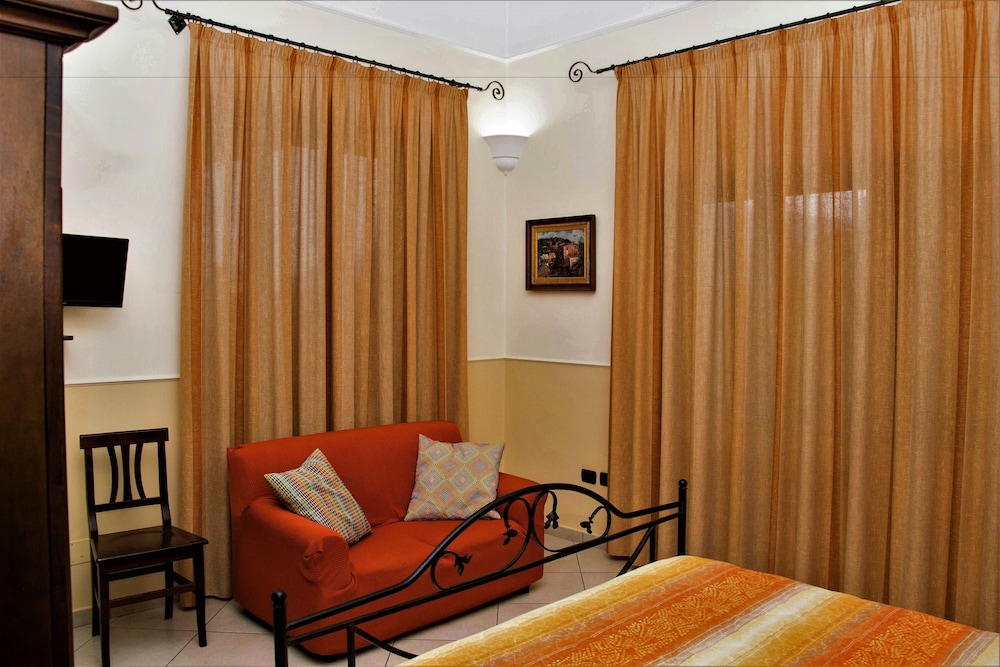 Le Pleiadi in Pompei, Italy