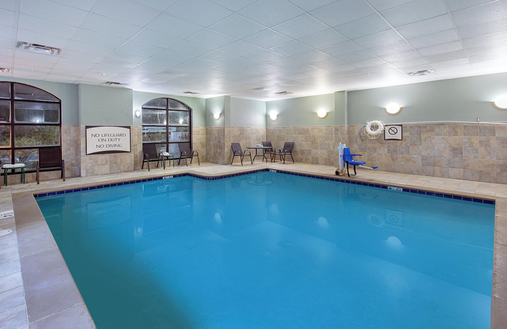 Staybridge Suites Oak Ridge by IHG - photo 10