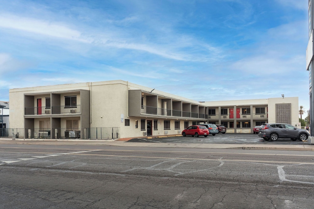 Rodeway Inn Downtown Phoenix - photo 11