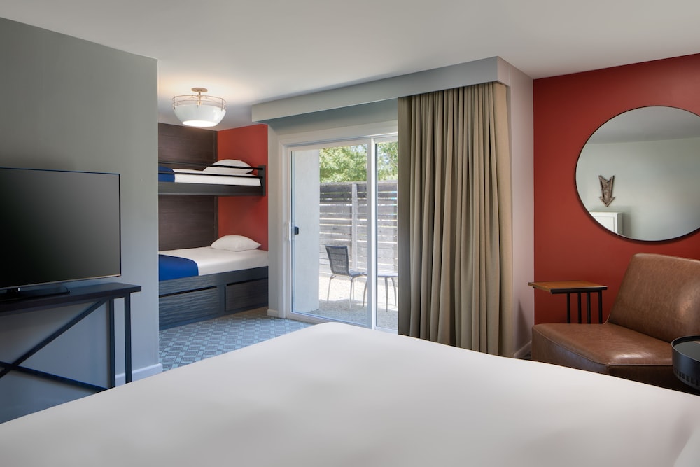 Chaminade Resort & Spa - photo 25