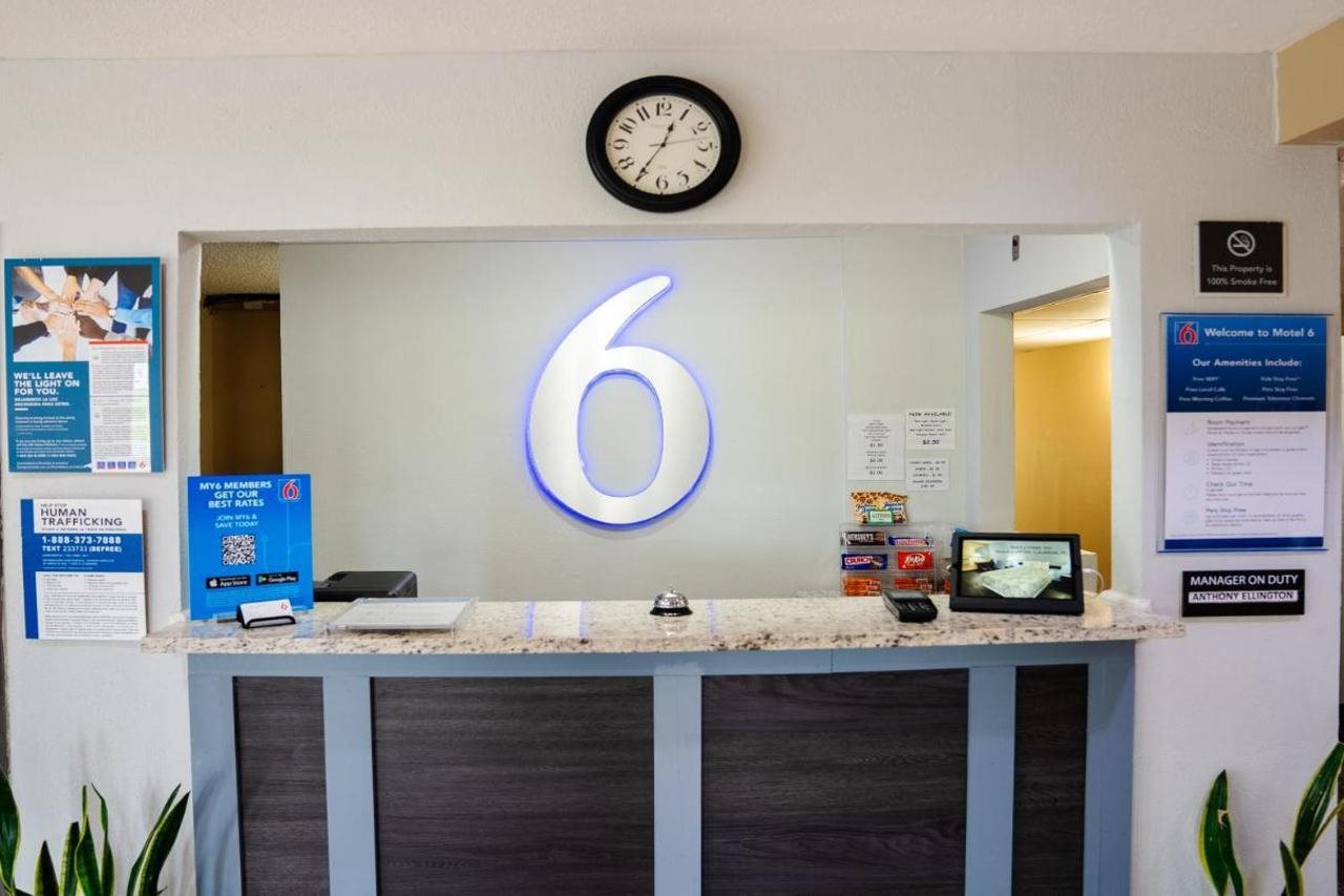 Motel 6 Litchfield IL — hotel in Litchfield