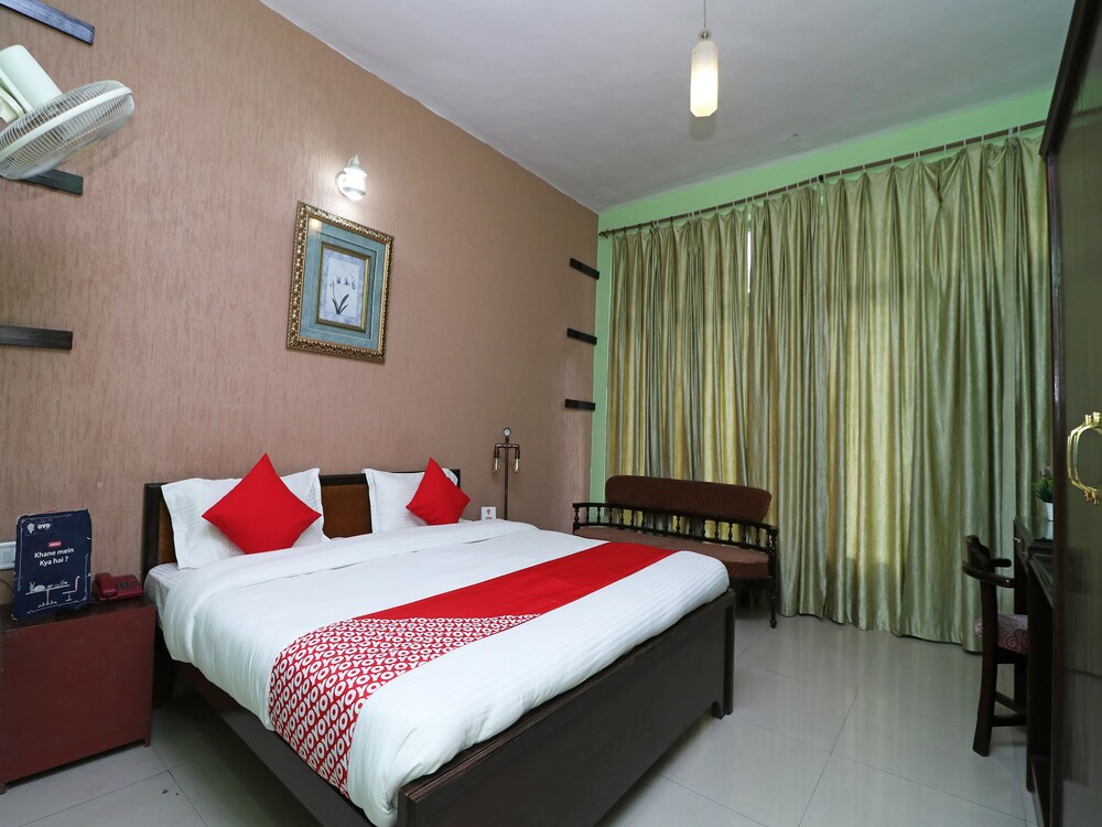 Sarthak Inn in Bhowali, India