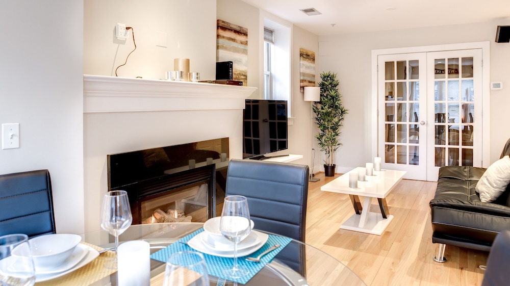 Fully Furnished Apartment in Washington near Logan Circle — 4-Star Luxury Hotel in Washington, United States