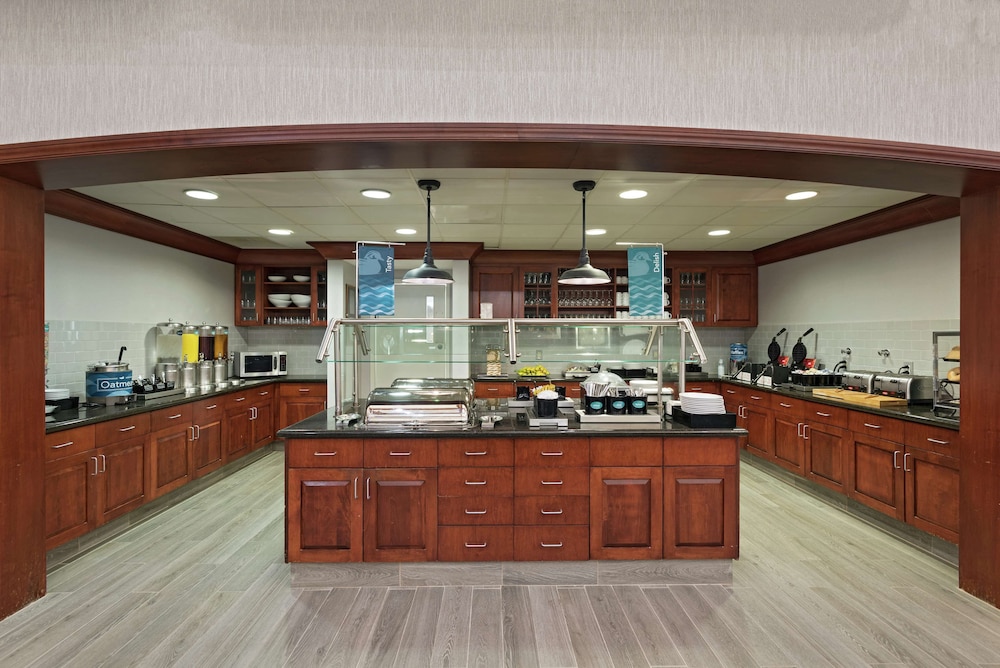 Homewood Suites by Hilton Fort Collins - photo 36