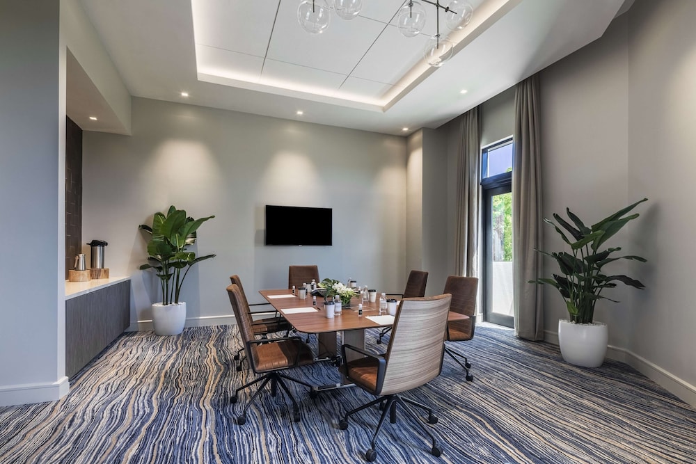 THesis Hotel Miami Coral Gables Curio Collection by Hilton - photo 57