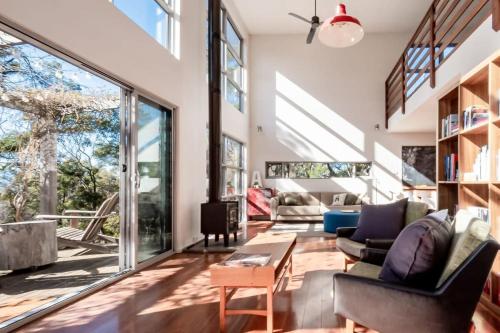 Mr Wooden Box Bush Retreat 5 minutes from the CBD — hotel in Invermay