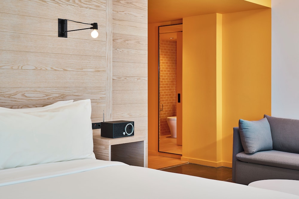Radio Hotel - photo 19