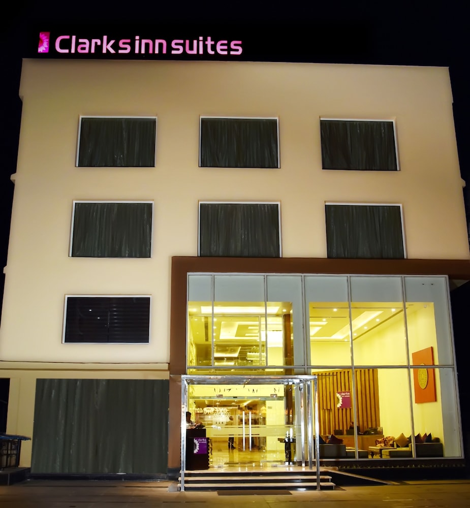 Clarks Inn Suites Katra in Katra, India
