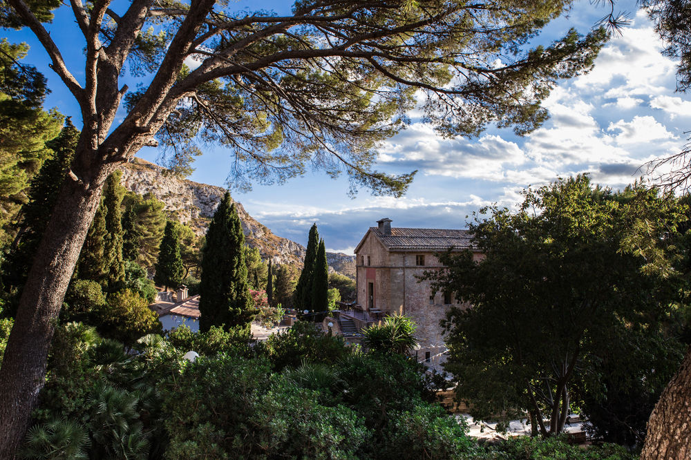 Petit Hotel Hostatgeria La Victoria — hotel in Alcudia