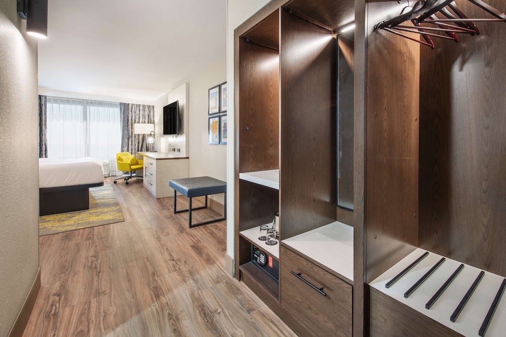 Doubletree by Hilton Monroe Township Cranbury - photo 12