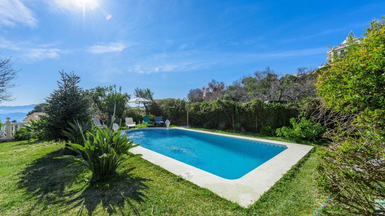 Villa Riillo Casarabonela by Ruralidays — 4-Star Luxury Hotel in Casarabonela, Spain