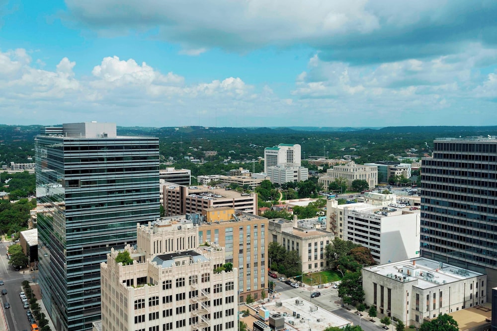 Aloft Austin Downtown - photo 13