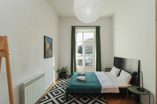 Charming 2BR Near Rooms Hotel By Wehost