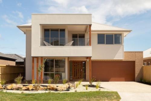 Phillip Island Escape by Ready Set Stay in Cowes, Australia