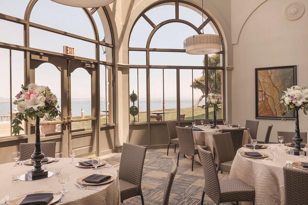 Embassy Suites by Hilton San Francisco Airport Waterfront - photo 46