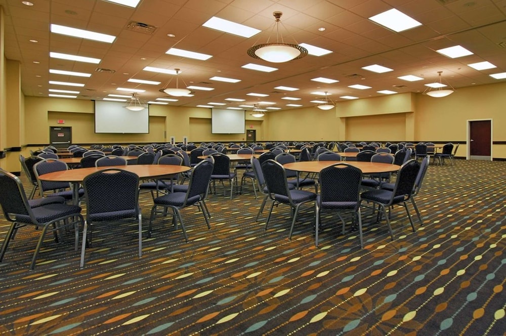 Hampton Inn & Suites New Iberia Avery Island - photo 71