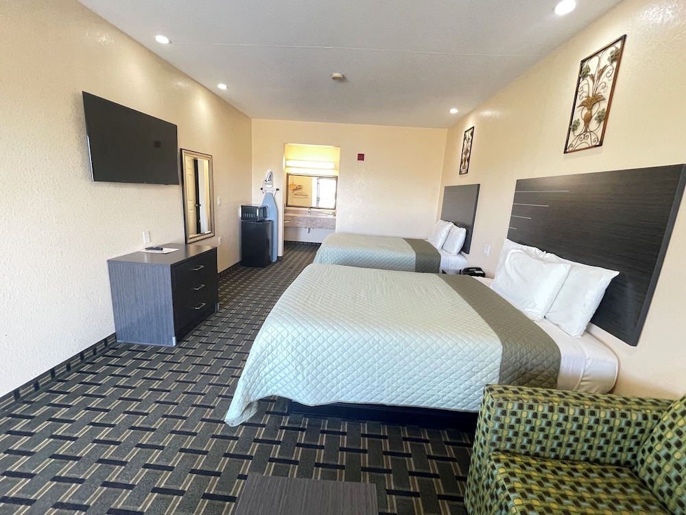 HomeGate Inn and Suites - photo 18