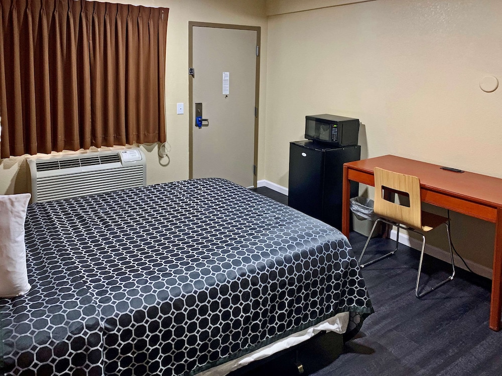 Rodeway Inn Sacramento University Area - photo 21