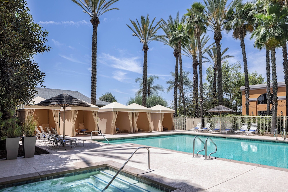 Delta Hotels by Marriott Anaheim Garden Grove - photo 12