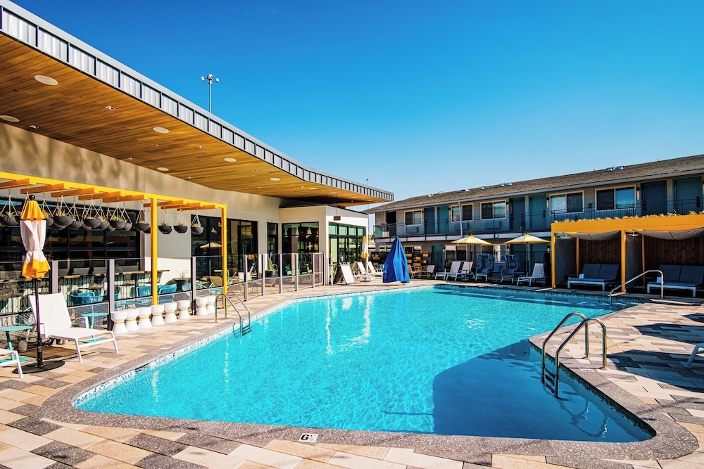 voco The Tuxon by IHG - photo 14
