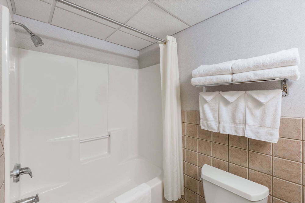 Travelodge Inn & Suites by Wyndham Deadwood - photo 54