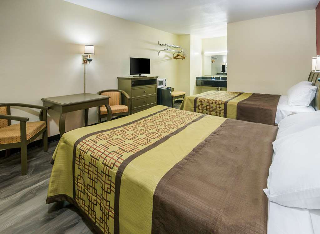 Rodeway Inn Ranger I 20 - photo 10