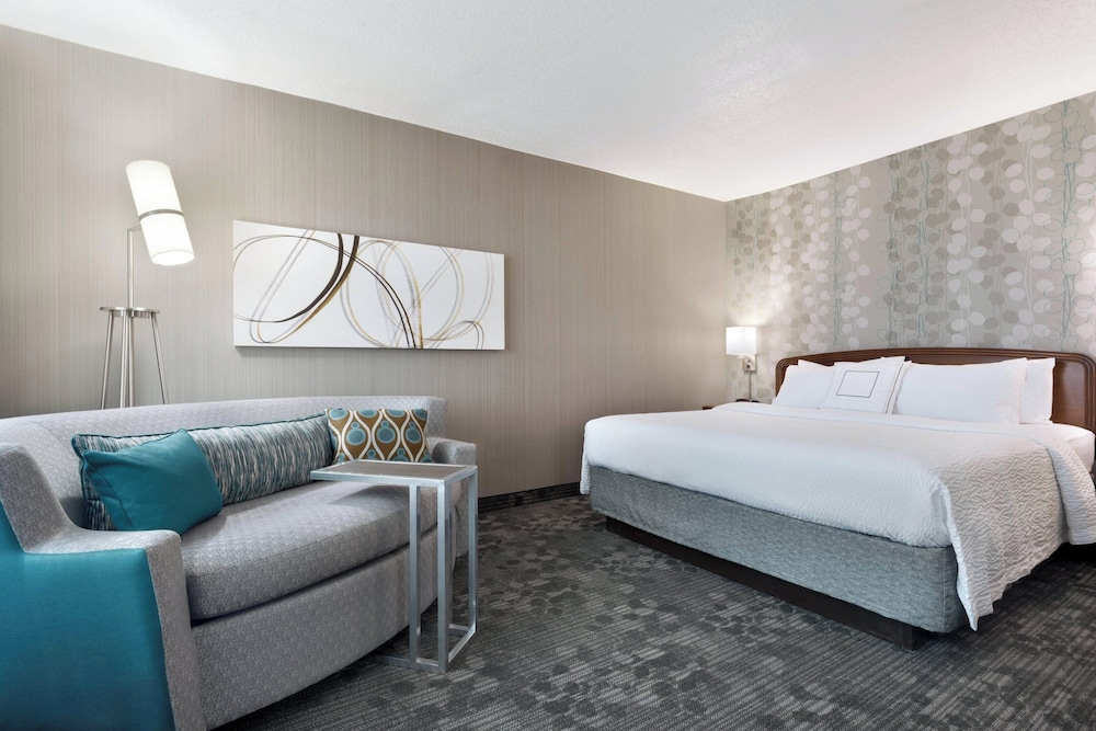Courtyard by Marriott Dayton Beavercreek - photo 11