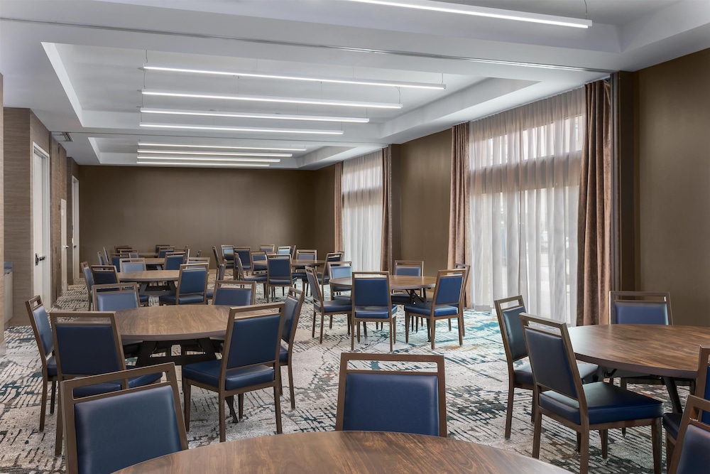 Hotel Avail Rogers Tapestry Collection by Hilton - photo 50