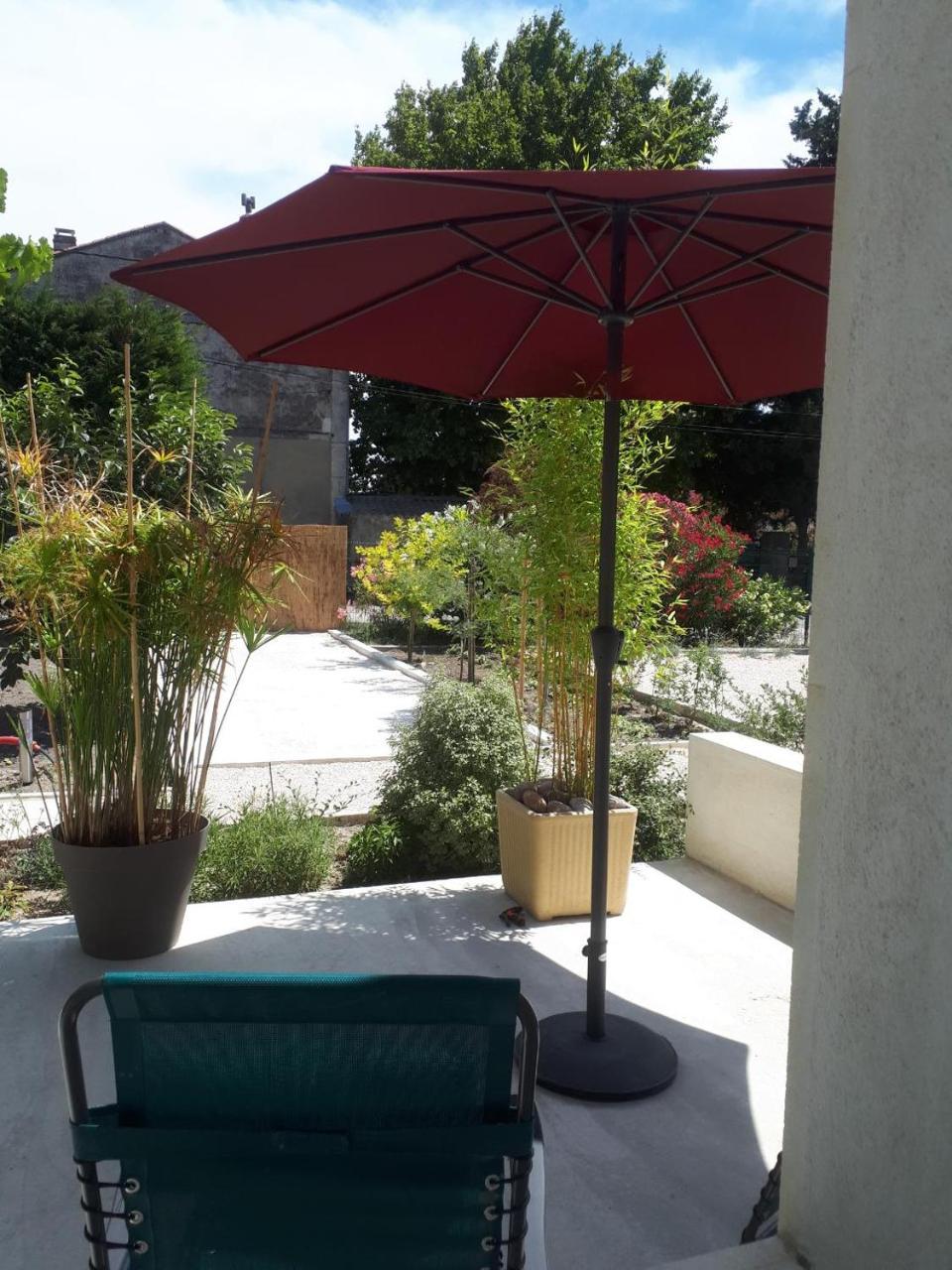 Gite Le Relais D'eden — 4-Star Luxury Hotel in Barbentane, France