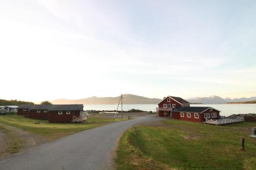 Toftenes Sjøhuscamping - carbon neutral hotel in Unknown City