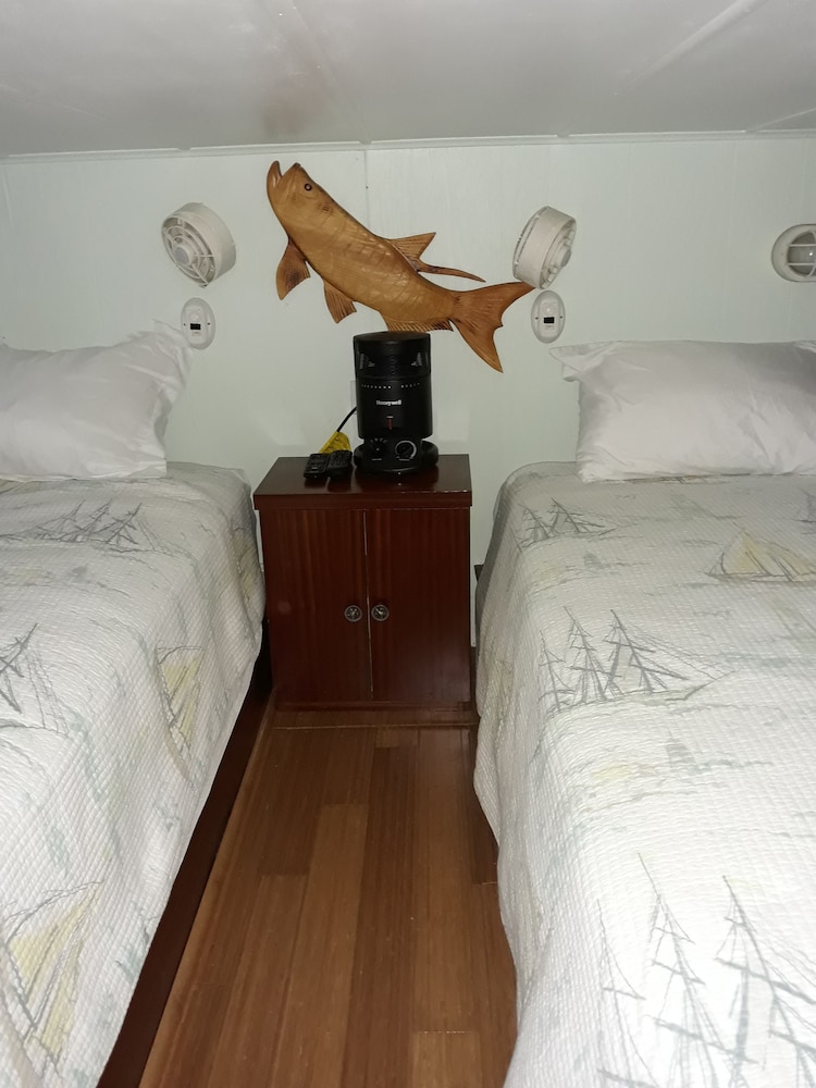 Mangrove Marina and Resort Aqualodge Houseboats - photo 17