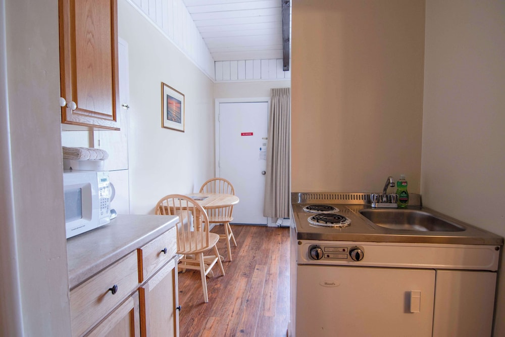 Ocean House Hotel & Motel - photo 86