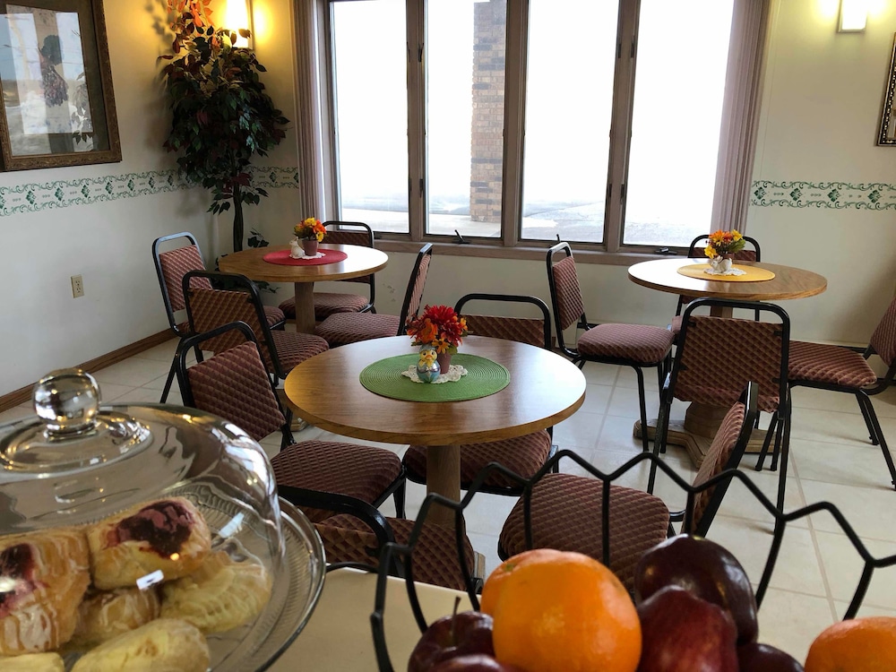 Value Host Motor Inn - photo 22