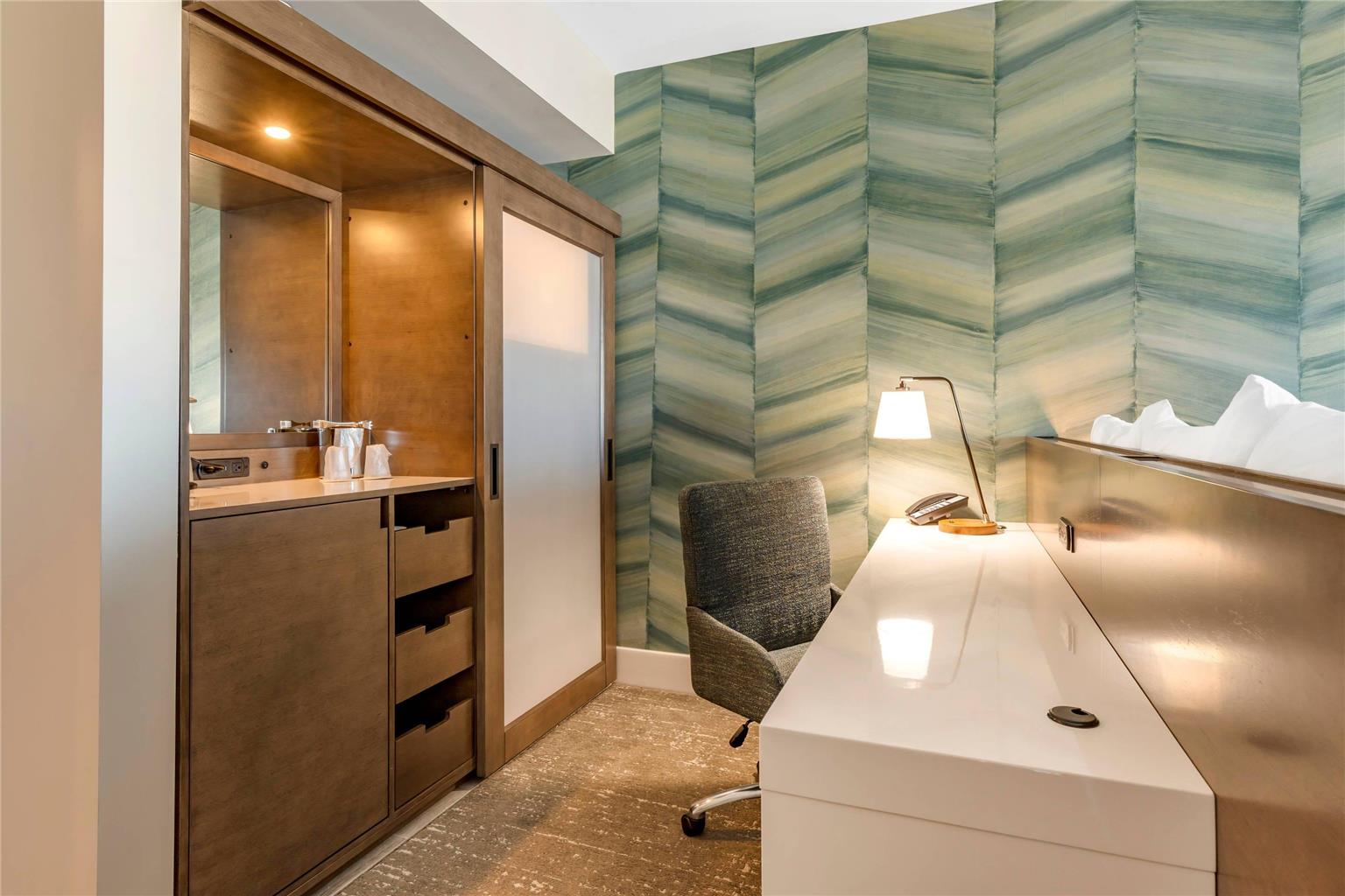 Cambria Hotel Ocean City Bayfront - photo 19