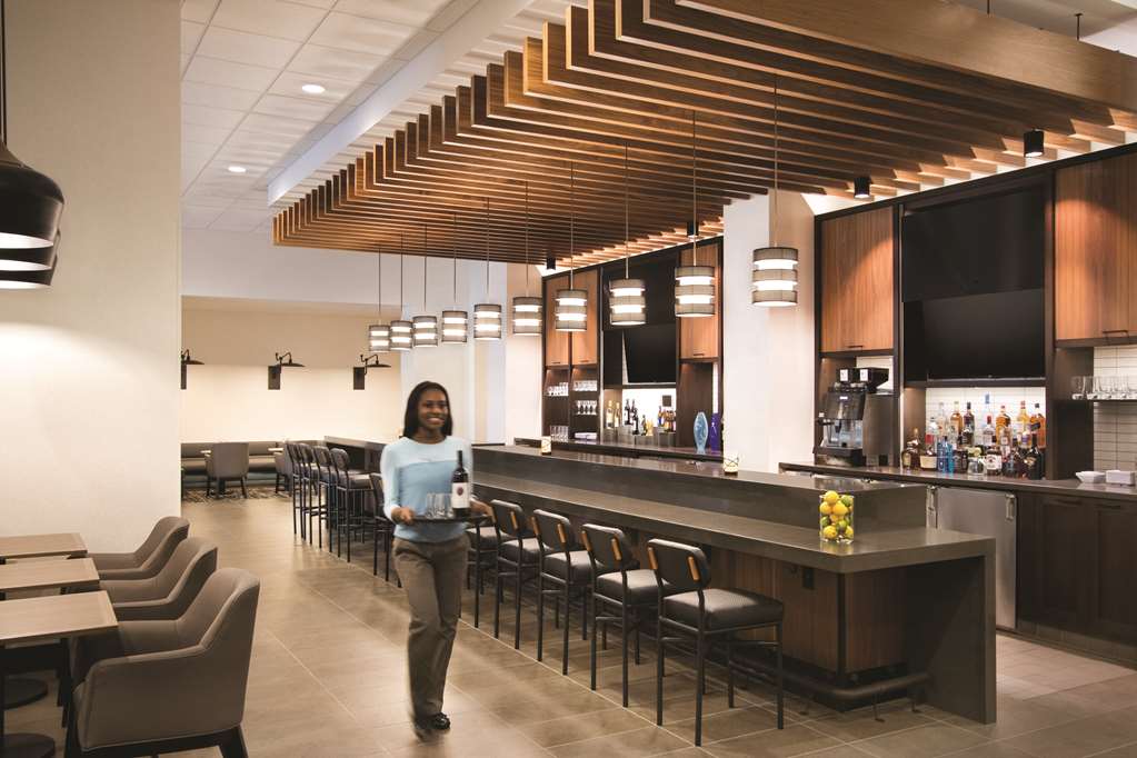 Hyatt Place Chicago O'Hare Airport - photo 17