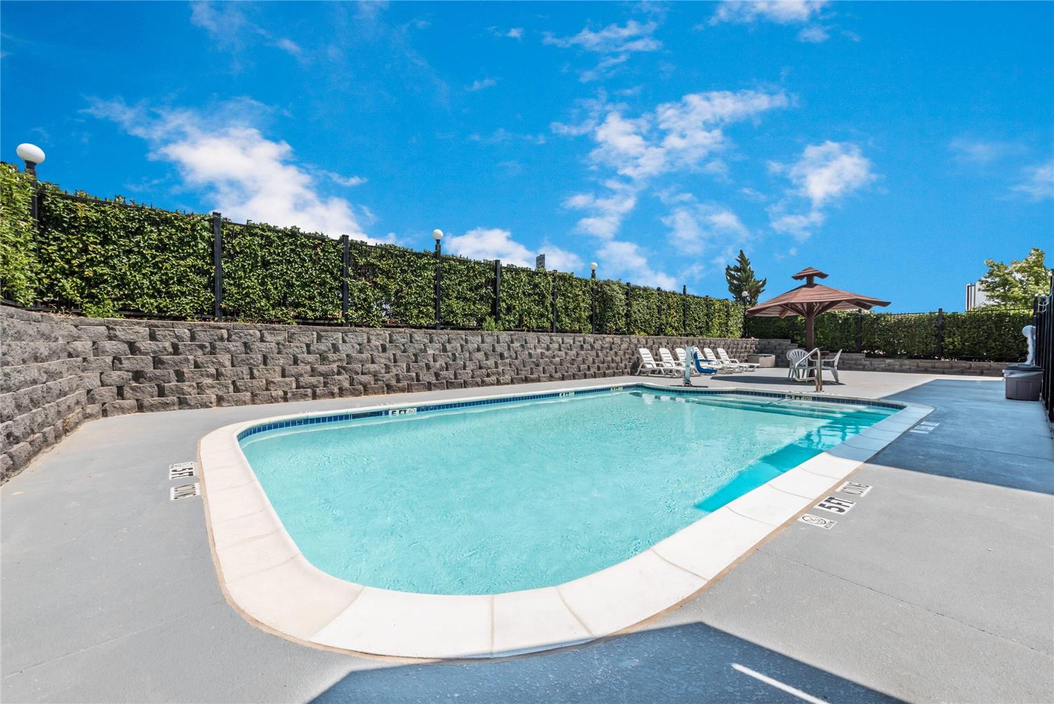 Super 8 by Wyndham Weatherford - photo 10