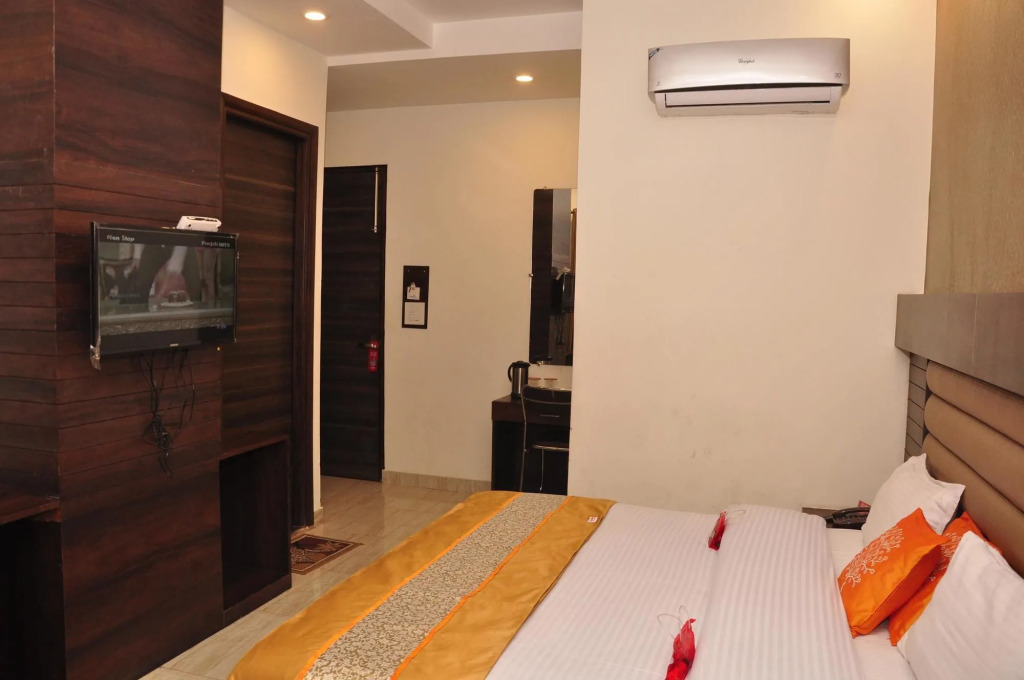 The Grand Galaxy - last minute hotel in Amritsar