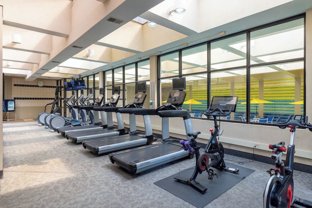 Crowne Plaza Knoxville Downtown University by IHG - photo 19