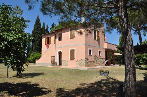 Agriturismo Morisfarms Podere Cancelloni — 4-Star Luxury Hotel in Massa Marittima, Italy