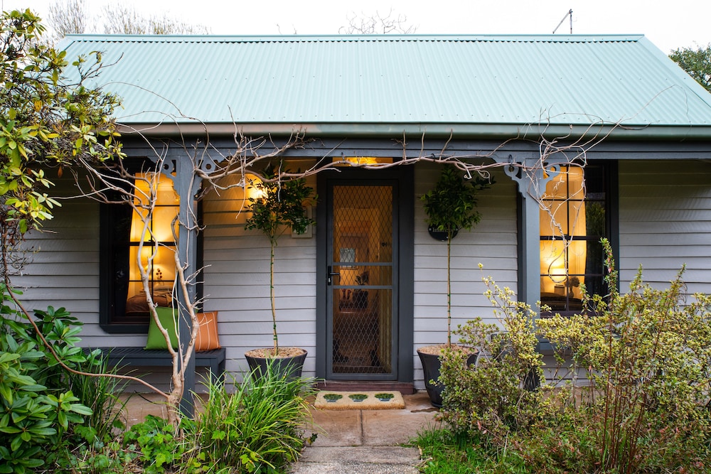 Innisfree in Daylesford, Australia